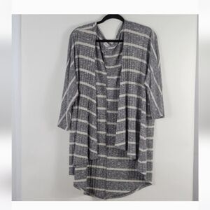 LULAROE LINDSAY Grey Sweater Cardigan Size Medium